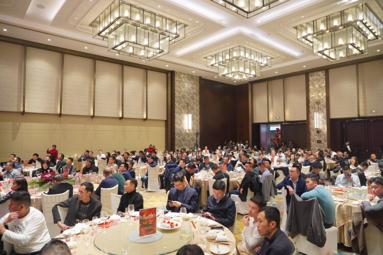 1708243027767071400.jpg 會(huì)場(chǎng).jpg